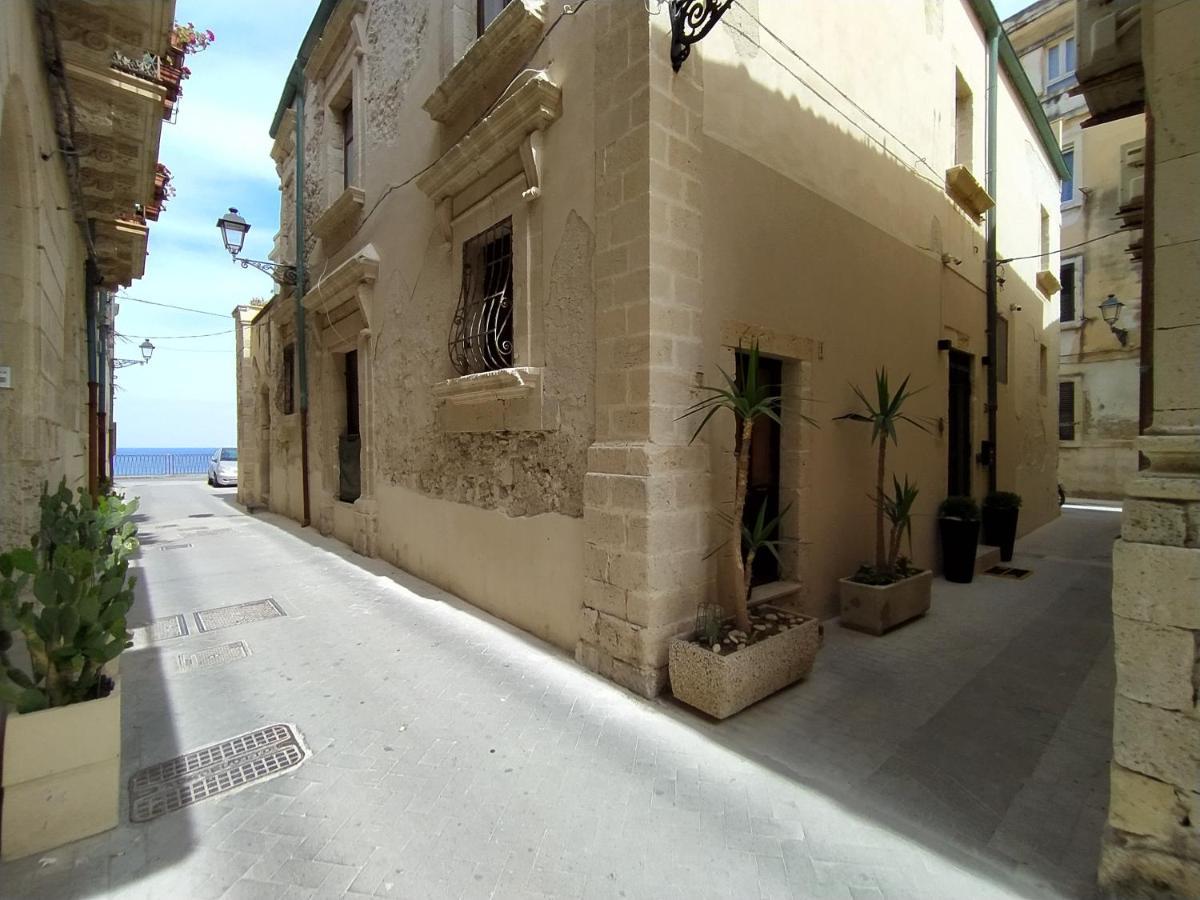 La Punta Di Ortigia Holiday Home Syracuse Eksteriør billede